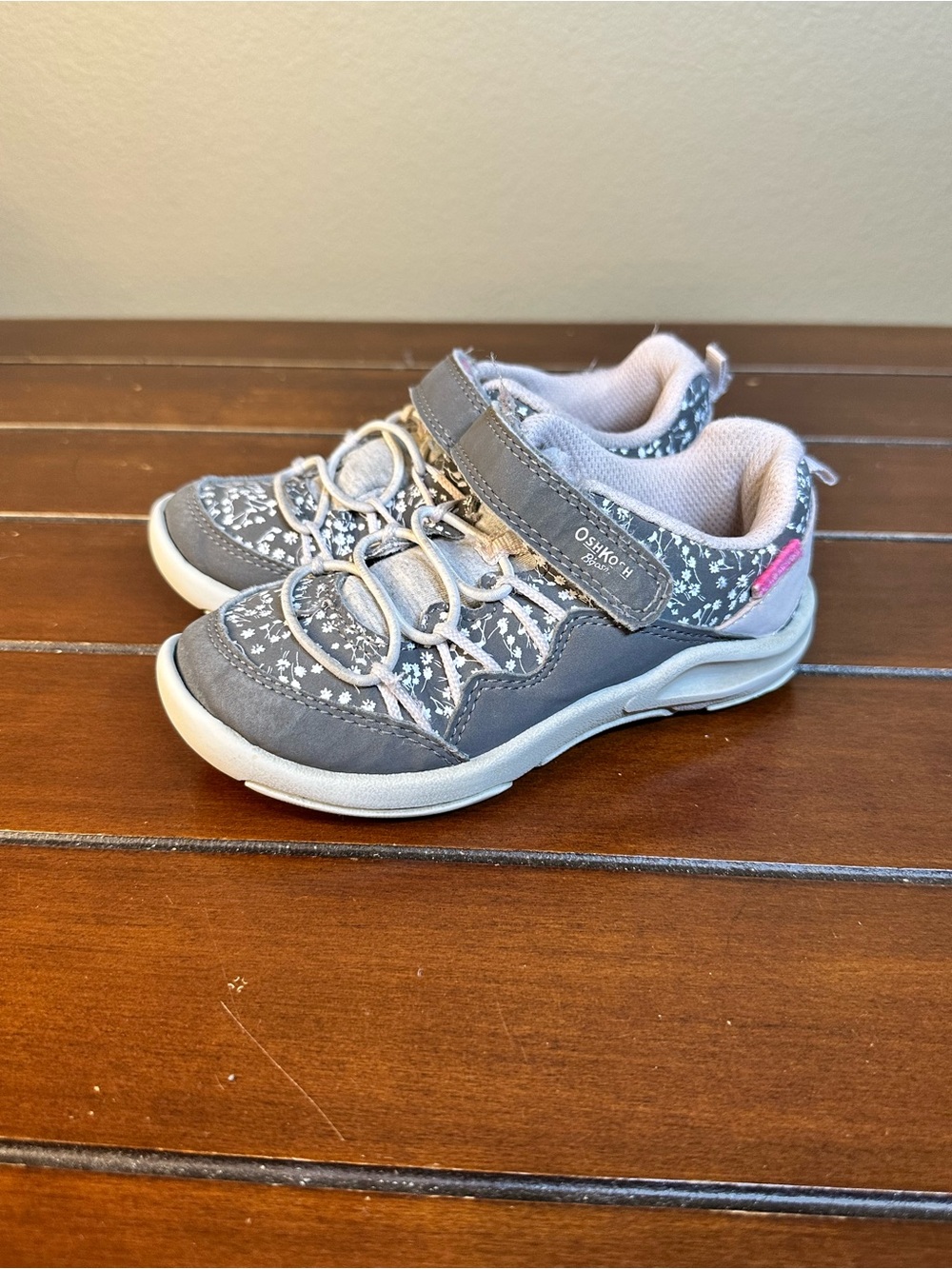 OshKosh B'gosh Everplay Cycla Floral Kids Sneakers